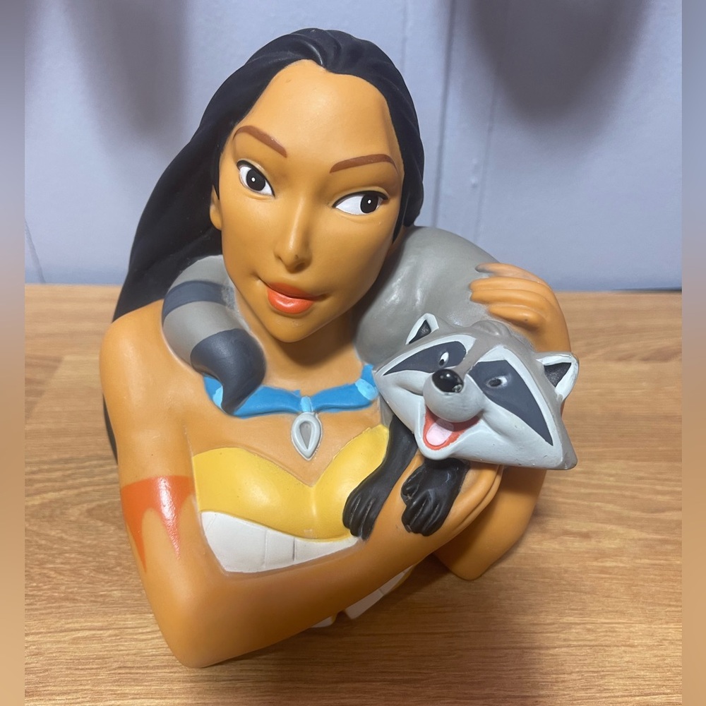Disney Pocahontas bank